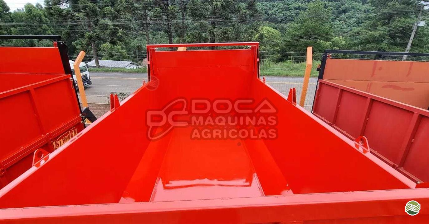 IMPLEMENTOS AGRICOLAS CARRETA AGRÍCOLA CARRETA BASCULANTE Doca Máquinas Agrícolas FRAIBURGO SANTA CATARINA SC